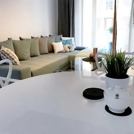 Апартаменты Icon Centrum 68